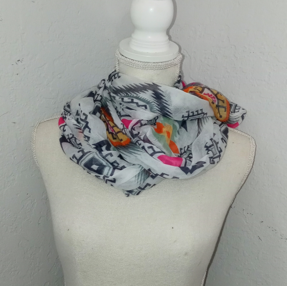 |LOFT| Patterned Scarf - Picture 2 of 7